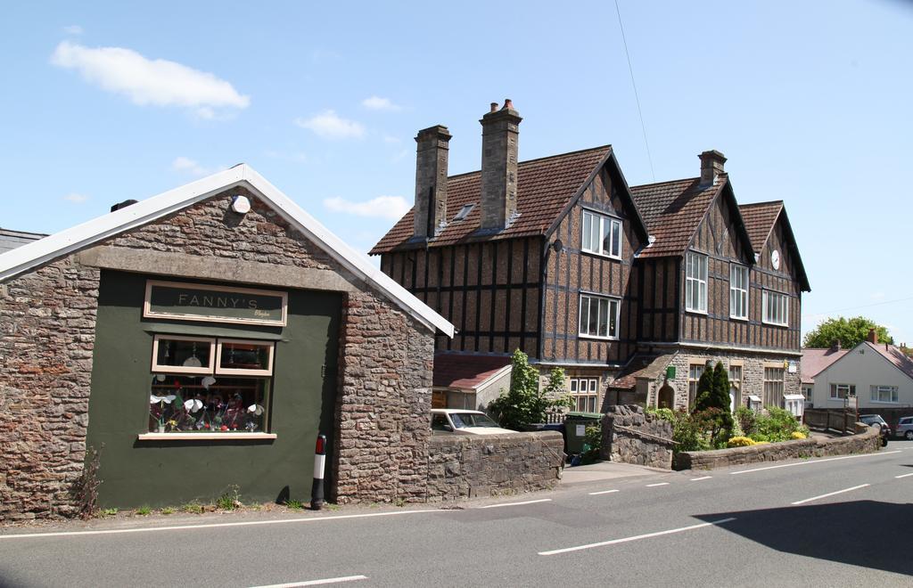 The Seymour Arms Hotel Blagdon Bagian luar foto
