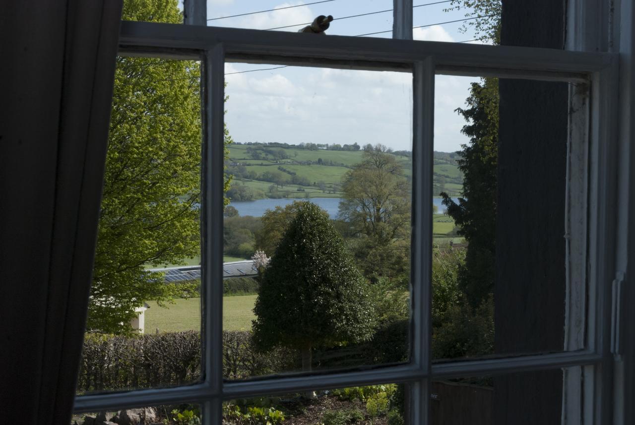 The Seymour Arms Hotel Blagdon Bagian luar foto