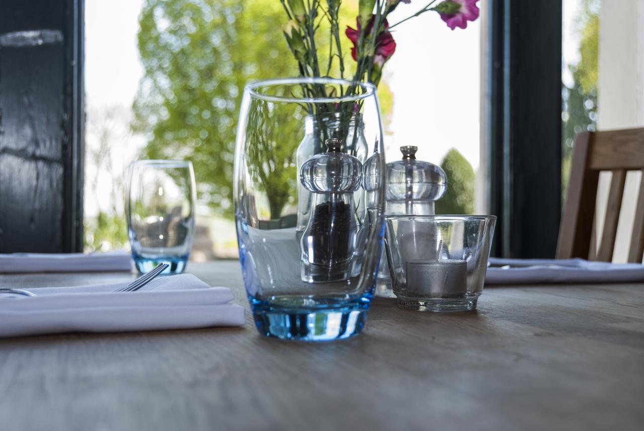 The Seymour Arms Hotel Blagdon Bagian luar foto
